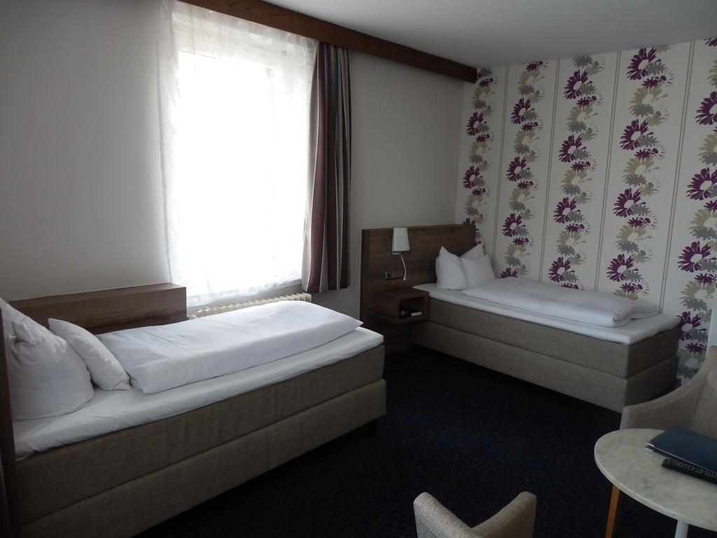 Hotel Rheinischer Hof バート・ブライジク 部屋 写真